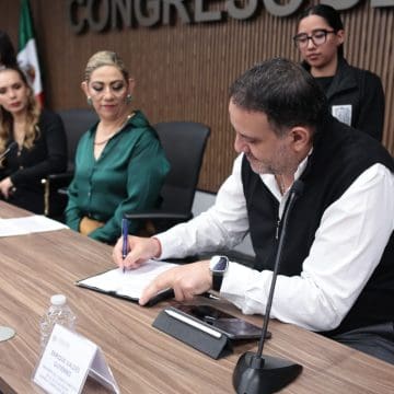 Signan convenio de colaboración Congreso del Estado y ACECOP