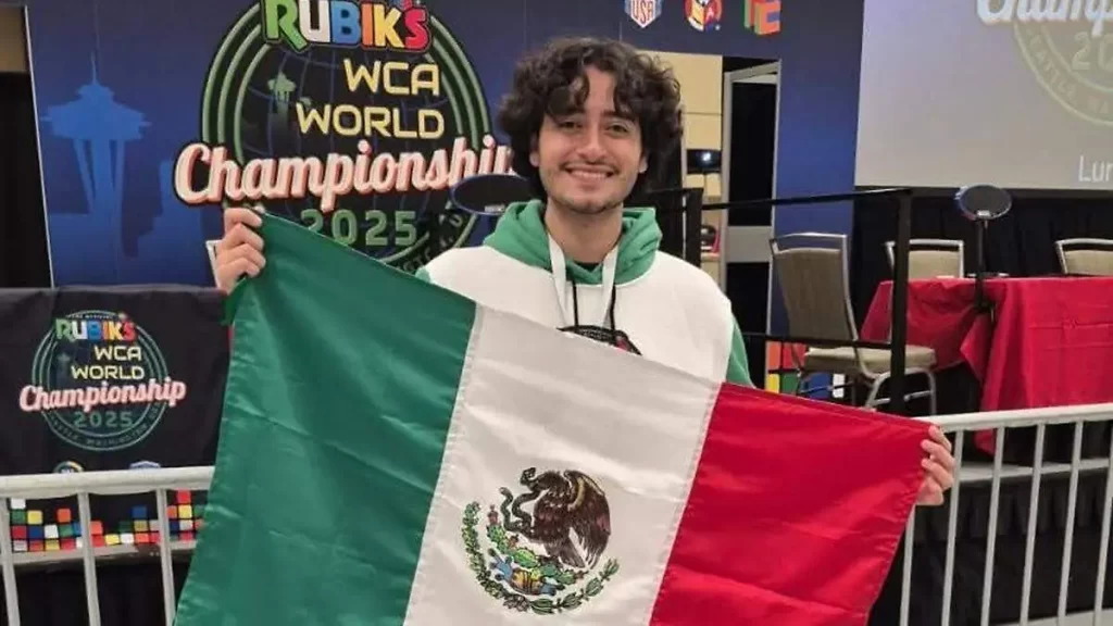 Alumno de la BUAP de Tehuacán obtiene el lugar 15 en el Campeonato Mundial de Cubo Rubik 2025 1 Alumno de la BUAP de Tehuacán obtiene el lugar 15 en el Campeonato Mundial de Cubo Rubik 2025