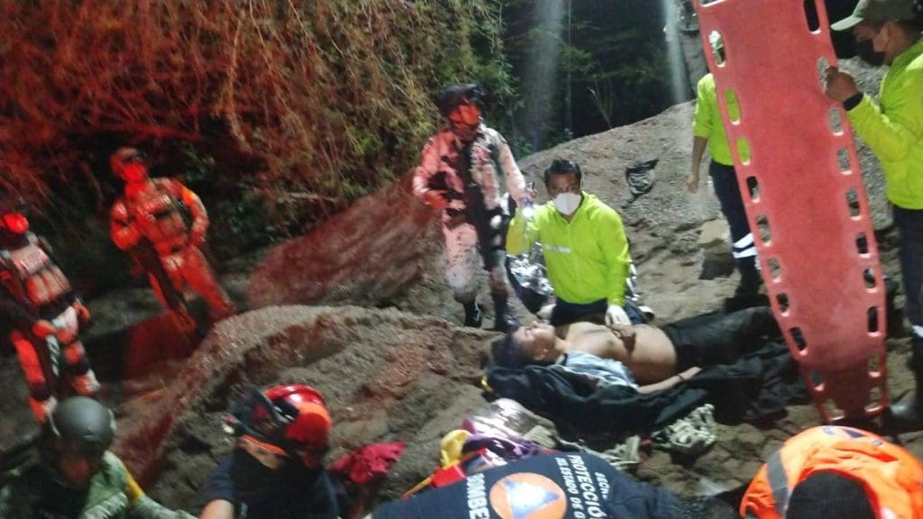 Autobus Oro accidente Puebla