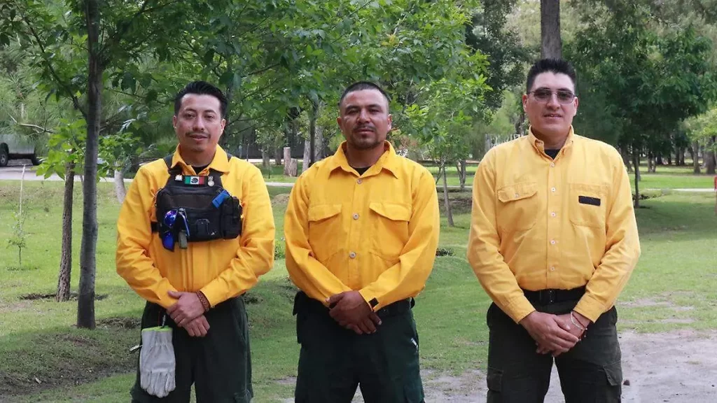Brigadistas poblanos se suman al combate de incendios forestales en Canadá 1 Brigadistas poblanos se suman al combate de incendios forestales en Canadá