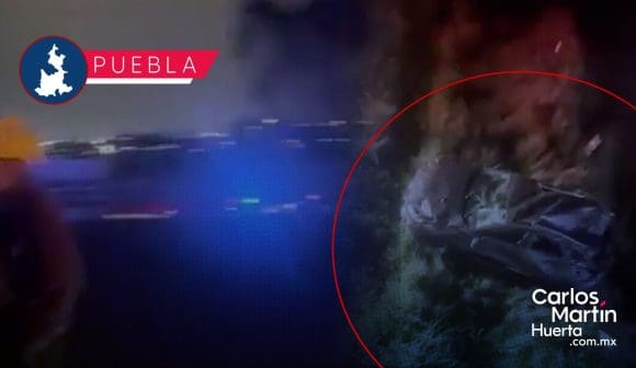 Automóvil cae de puente en acceso a Lomas de Angelópolis 3