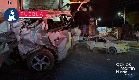 Choque en la federal Puebla-Tehuacán deja a un menor y tres adultos lesionados