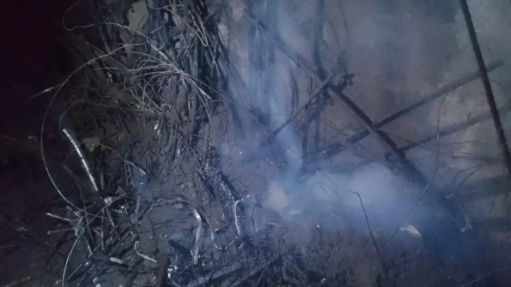 Controlan incendio en vivienda de Moyotzingo; investigan posible polvorín