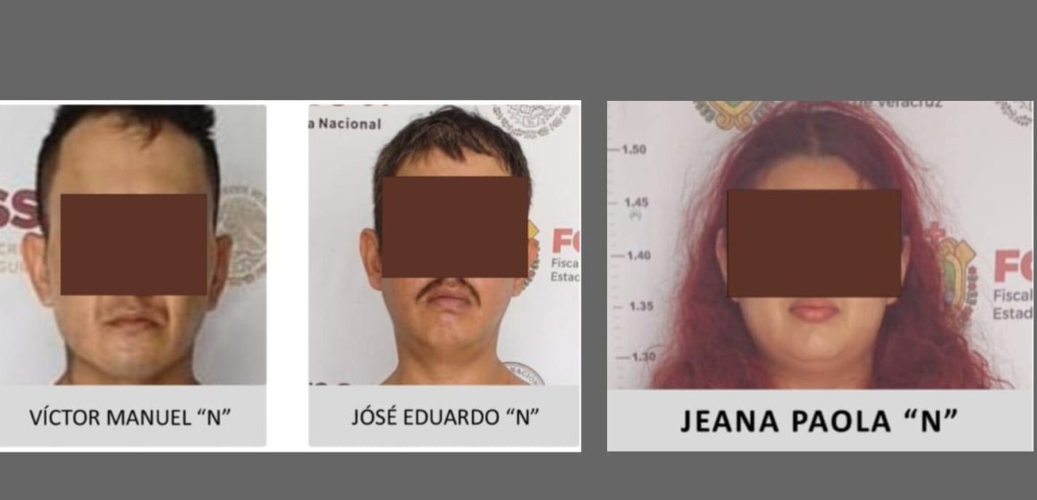 Detienen a tres implicados en asesinato de maestra jubilada y taxista en Veracruz