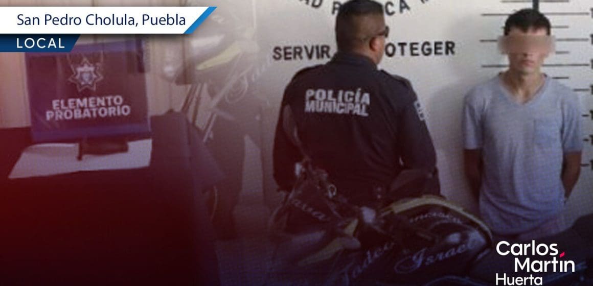Detienen a extranjero en San Pedro Cholula y recuperan motocicleta robada