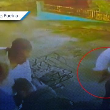 Hermano de alcaldesa de Tulcingo de Valle amenaza a pareja con arma de fuego