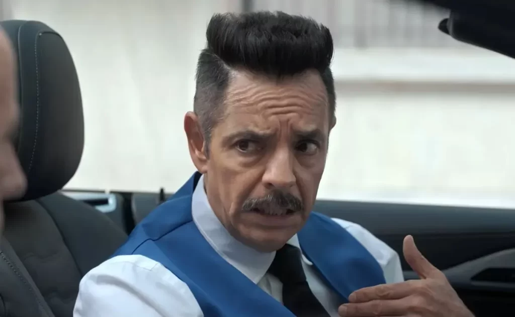 Eugenio Derbez es 22detenido22 en un aeropuerto de EE.UU . por su peculiar peinado 3