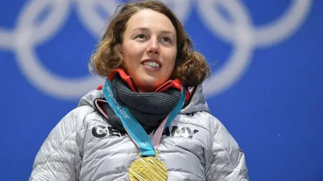 Fallece Laura Dahlmeier doble campeona olimpica de biatlon en accidente de montana 3