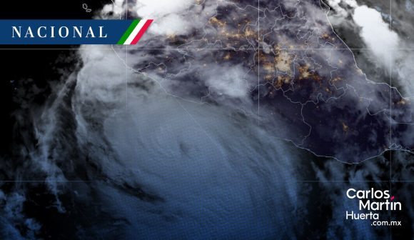 Huracán Flossie se intensifica a categoría 3 y avanza paralelo a costas mexicanas