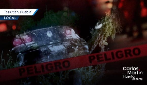 Jetta cae a un barranco de 80 metros de profundidad en Teziutlán; conductor sale intacto