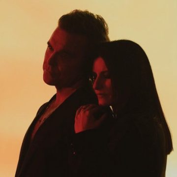 Laura Pausini y Robbie Williams actuarán en la final del Mundial de Clubes