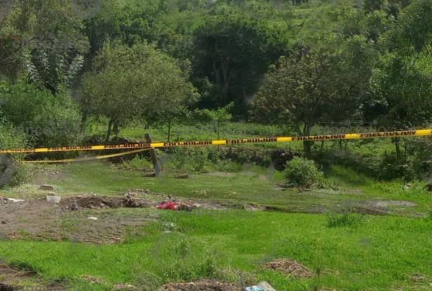 Mujer fallece tras caer a río en Tianguismanalco