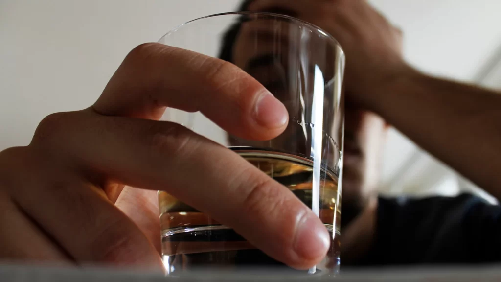 Nuevo tratamiento para el alcoholismo; la UNAM propone la estimulación magnética 1 Nuevo tratamiento para el alcoholismo; la UNAM propone la estimulación magnética