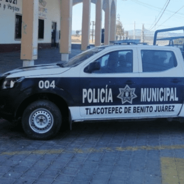 Recuperan patrulla de Tlacotepec tras ser usada por civiles en estado de ebriedad