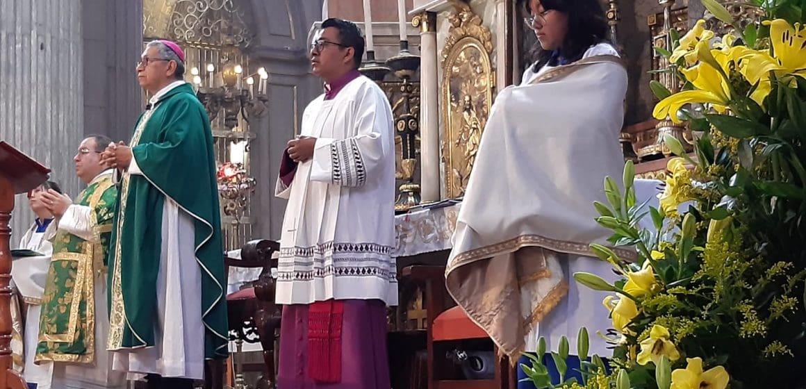 Obispo de Puebla pide por víctimas de violencia, incluyendo a estadounidense asesinado Plaza Solesta