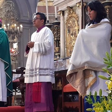 Obispo de Puebla pide por víctimas de violencia, incluyendo a estadounidense asesinado Plaza Solesta