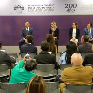 Congreso de Puebla impulsa participación ciudadana en foro por el Bicentenario Constitucional