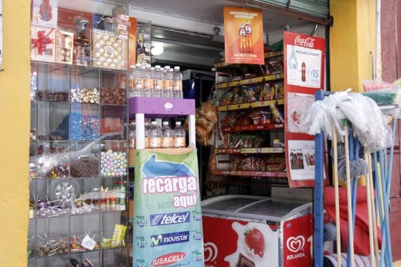Cobro de piso, robos y extorsión: La crisis que está matando a los pequeños comercios en México