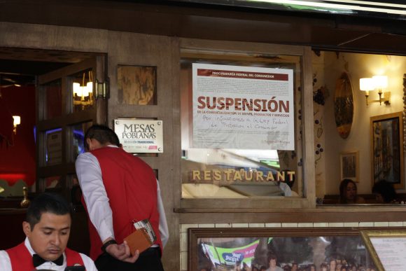 Puebla y Profeco buscan soluciones para clausuras de restaurantes en el Centro Histórico