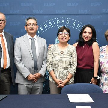 Destaca la rectora Lilia Cedillo actividad científica en la FCQ de la BUAP