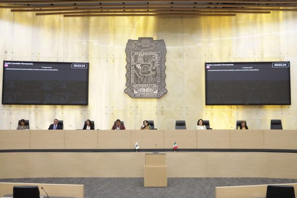 Iniciativas en el Congreso de Puebla para fomentar valores y prevenir acoso escolar