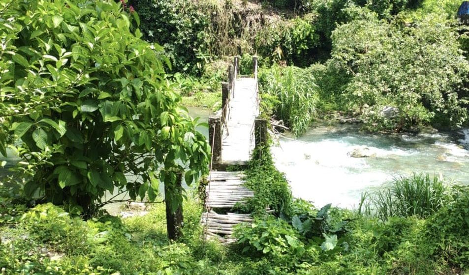 Autoridades intensifican búsqueda de menor arrastrada por río en Tlacotepec de Porfirio Díaz
