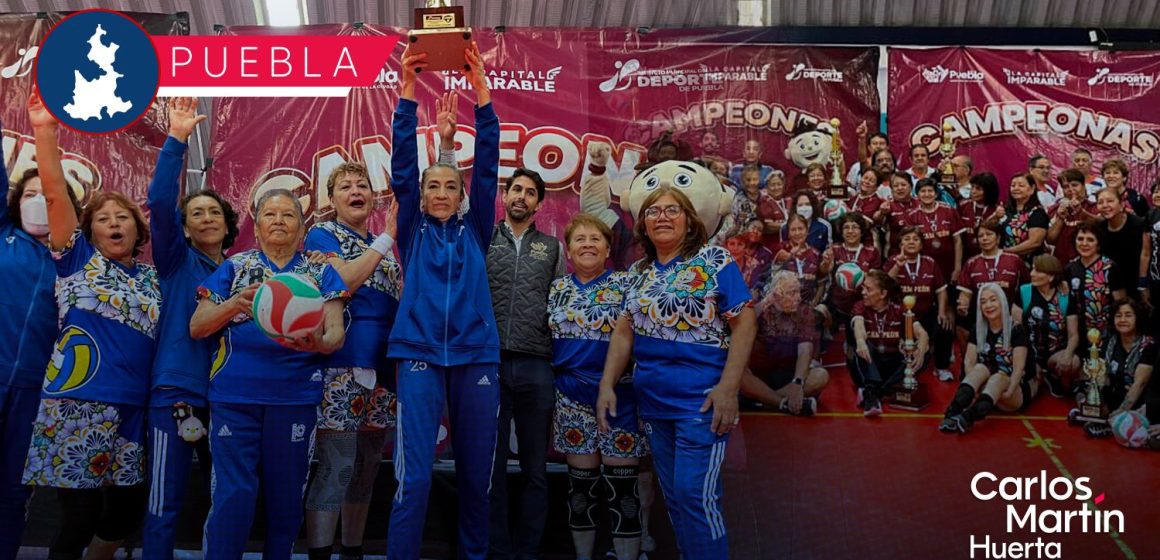 Abuelitos de Puebla brillan en el Torneo de Barrios de Cachibol con más de 150 participantes