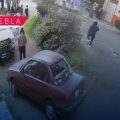 Joven es asaltada en Santa María, delincuente es atropellado y policía ignora auxilio