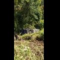 Autobús de pasajeros cae a barranco en Huauchinango; hay varios lesionados