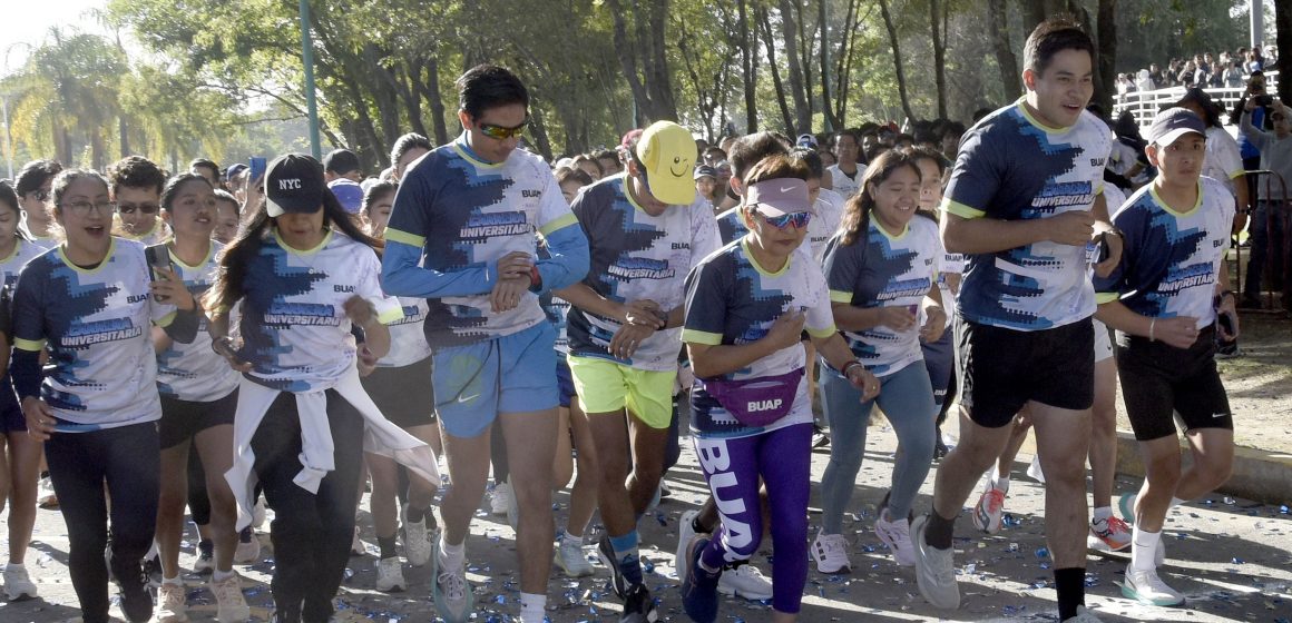 Carrera Universitaria BUAP 2025, se unen cerca de 30 mil estudiantes, trabajadores, familiares y amigos