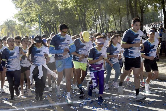Carrera Universitaria BUAP 2025, se unen cerca de 30 mil estudiantes, trabajadores, familiares y amigos