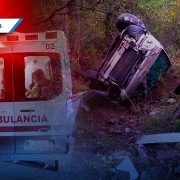 Cinco personas lesionadas en carretera Azumbilla-Vicente Guerrero tras caída de camioneta en barranco