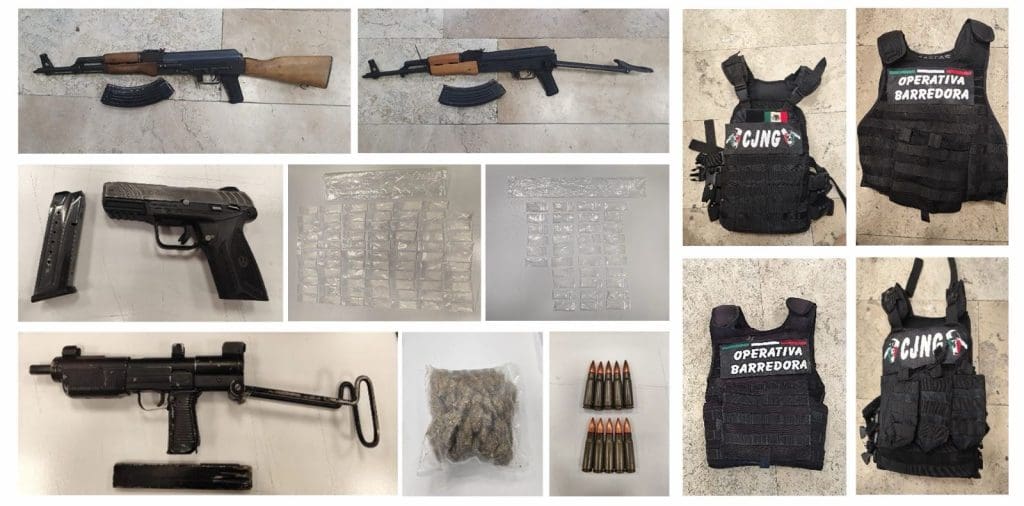 Detienen a seis presuntos miembros de La Barredora; vinculados al homicidio del custodio en San Miguel 3 Detienen a seis presuntos miembros de La Barredora vinculados al homicidio del custodio en San Miguel 3