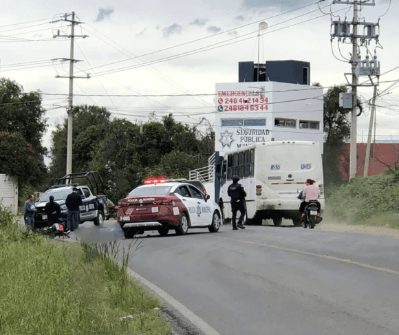 Diseño sin título (58) Tragedia en San Salvador El Verde: Motociclista fallece tras derrapar en ‘La Curva’ por exceso de velocidad