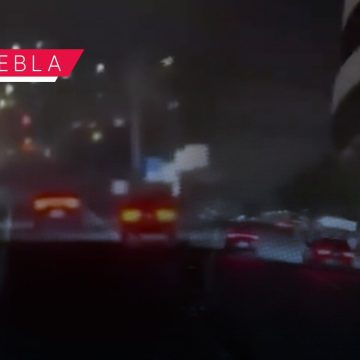 Exhiben nuevos arrancones en la Vía Atlixcáyotl pese a accidente mortal del fin de semana
