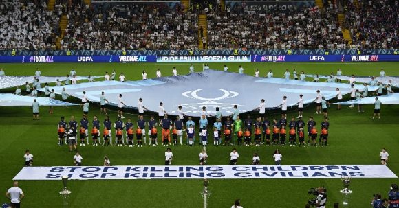 UEFA lanza mensaje contra la violencia en Gaza durante la Final de la Supercopa de Europa 2025: “Dejen de matar niños”