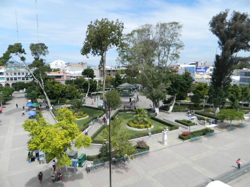 INAH suspende la rehabilitacion del Parque Juarez en Tehuacan 3