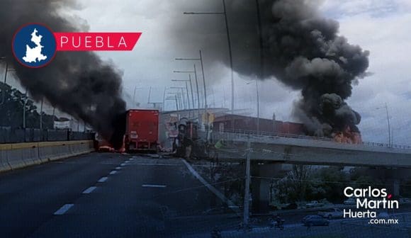 Incendio de tráiler en el segundo piso de la autopista México-Puebla causa cierre y daños