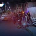 Muere mujer tras choque de motocicleta contra taxi en Atlixco