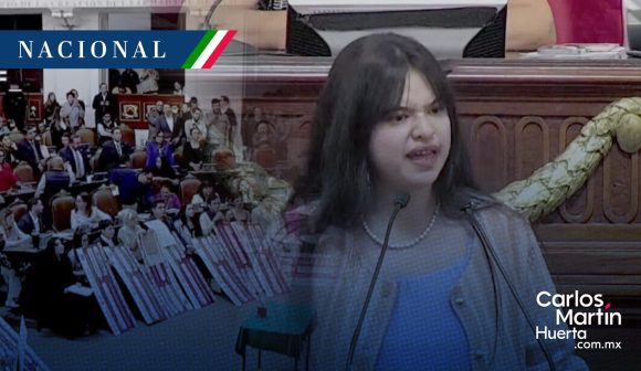 Joven galardonada con el Premio de la Juventud regaña a diputados de la CDMX por su desatención