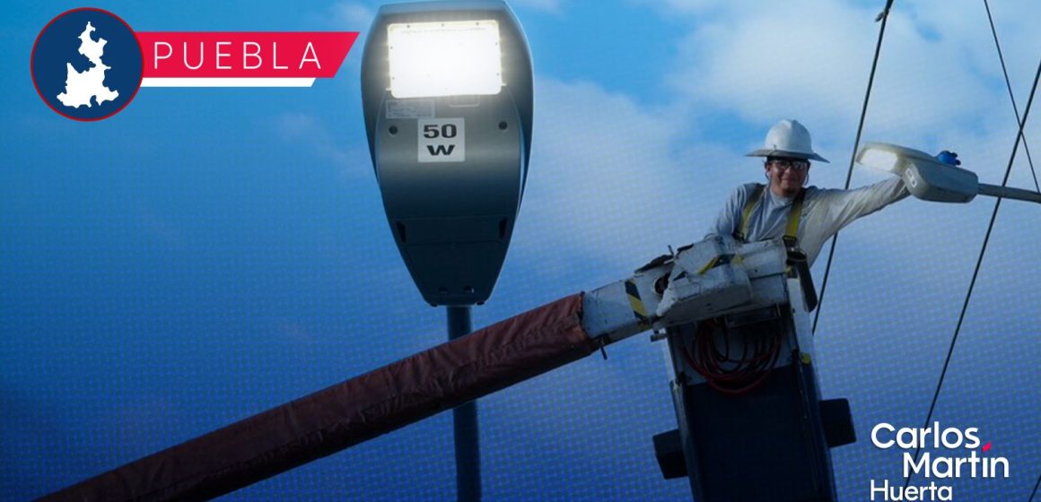 Puebla Brilla: Modernizan 388 luminarias LED en Constitución Mexicana