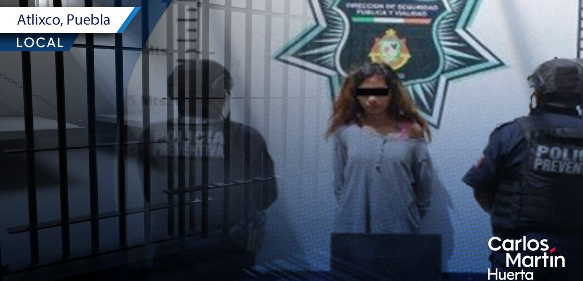 Robo en Atlixco: Mujer detenida tras sustraer computadora de un comercio en Valle Sur