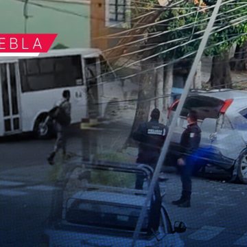 Ruta Azteca y camioneta protagonizan accidente en la 15 Poniente; tiran semáforo y poste