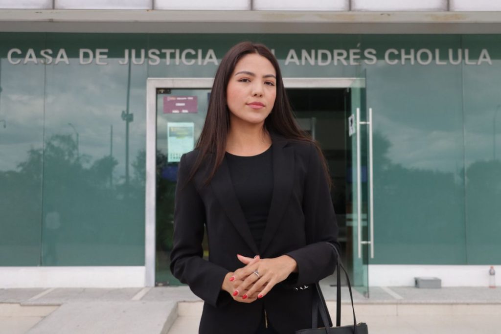 September Vélez recupera la custodia de sus hijos; Armando N. es puesto en prisión preventiva 1 September Vélez recupera la custodia de sus hijos; Armando N. es puesto en prisión preventiva