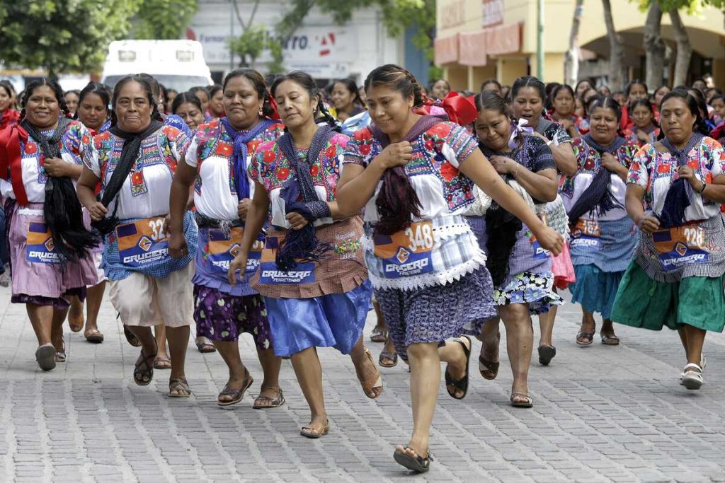 Teotipilco invita a la primera edicion de la Carrera de la Mujer Indigena 2025 3