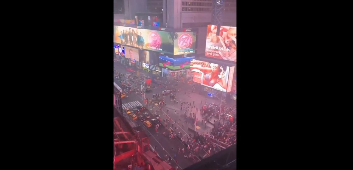Tiroteo en Times Square deja tres heridos