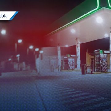 Trabajadores frustran asalto a gasolinera en Tlachichuca; delincuentes huyen