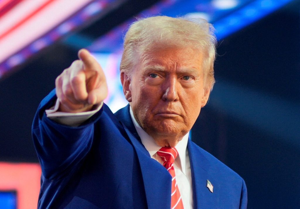 Trump anuncia plan para expulsar a las personas en situación de calle de Washington D.C. 1 Trump anuncia plan para expulsar a las personas en situación de calle de Washington D.C.