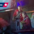 Vocalista de los Tigres del Norte, Jorge Hernández, sufre caída en la Fenapo 2025