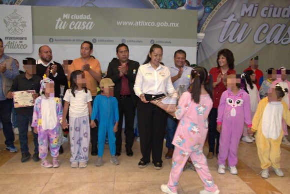 WhatsApp Image 2025-08-06 at 5.35.05 PM Atlixco fomenta la cultura y la educación con el cierre del curso de verano “Mis Vacaciones en la Biblioteca 2025”